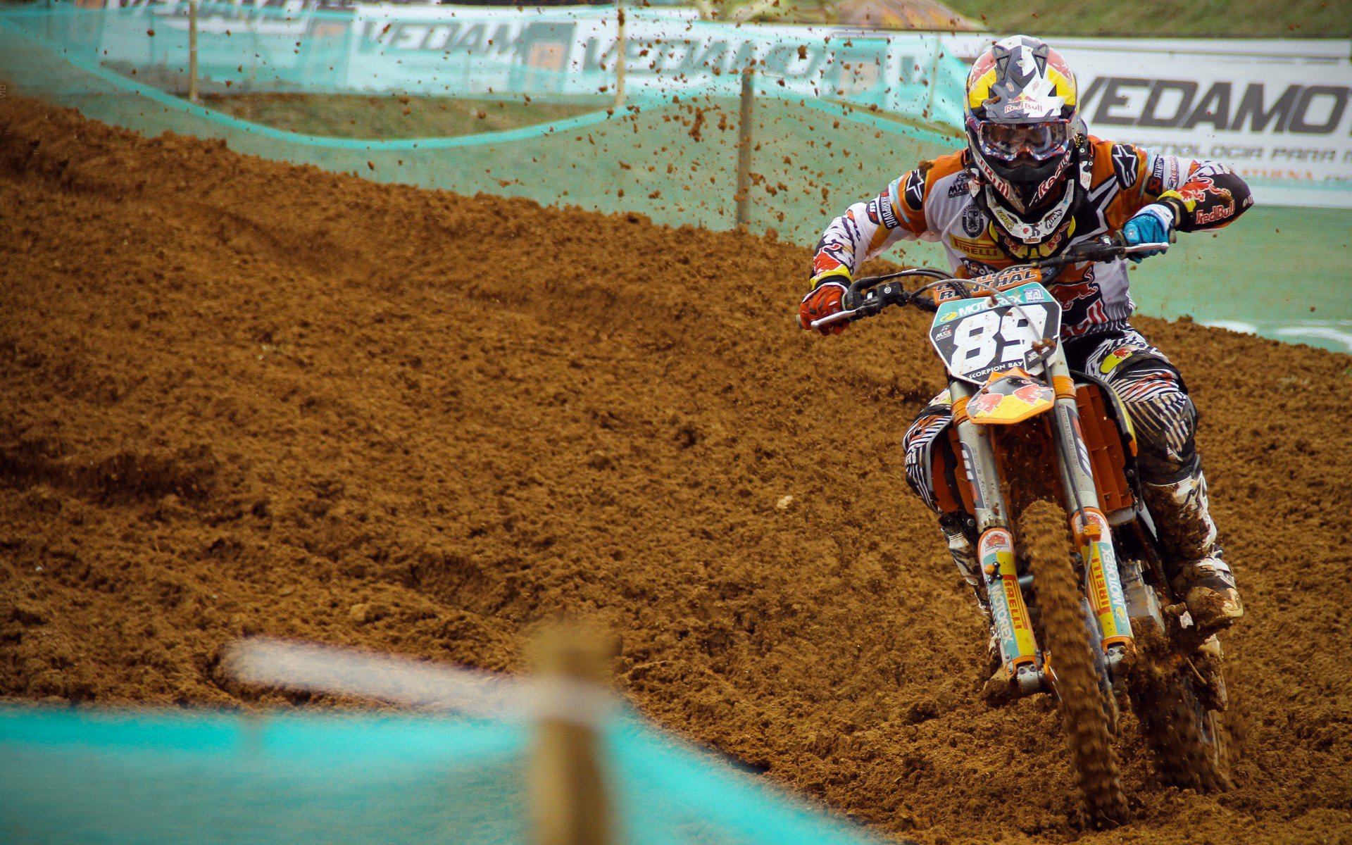 创意十足的球场设计引领行业新潮流，球场效果图