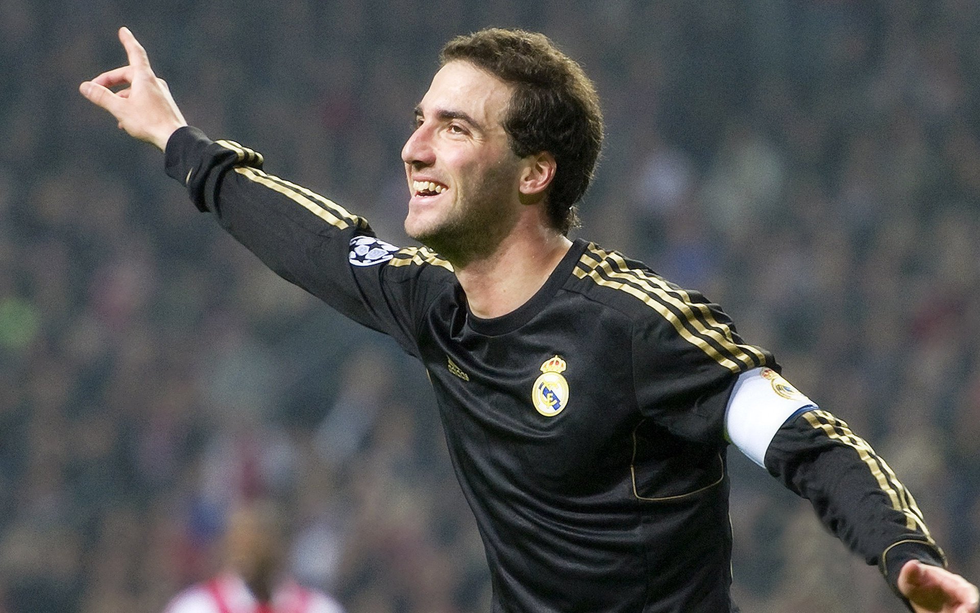 kaiyun 开云体育-塞维利亚意外失分，冠军争夺前景不容乐观，塞维利亚国家队最新名单